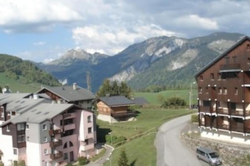 Appartement Montagne La Vallee Verte Coeur Station Hirmentaz Bellevaux Extérieur photo