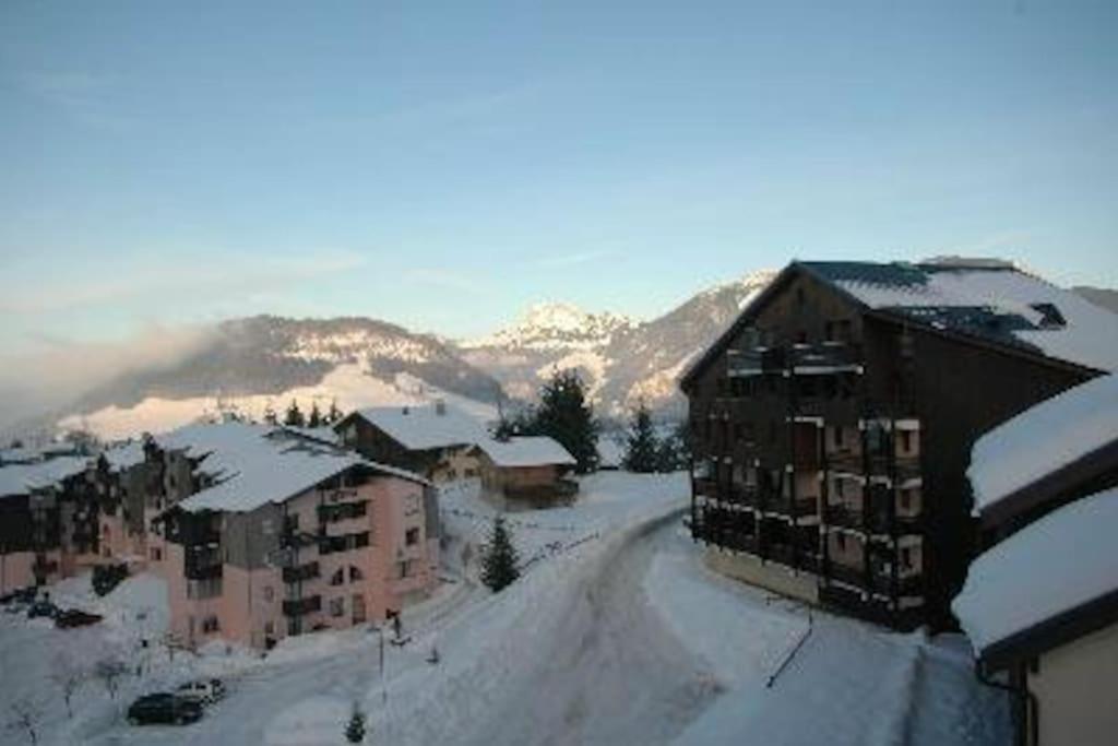 Appartement Montagne La Vallee Verte Coeur Station Hirmentaz Bellevaux Extérieur photo